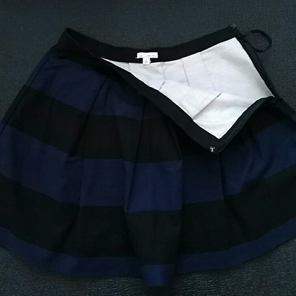 Gap skirt - Picture 2 of 3