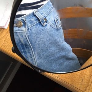 Meet your Posher, Vroom