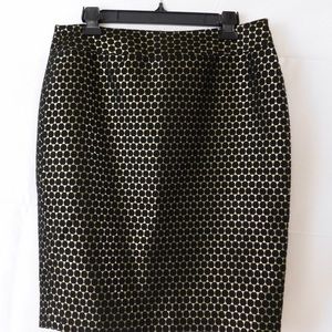 Ann Taylor pencil skirt - like new!