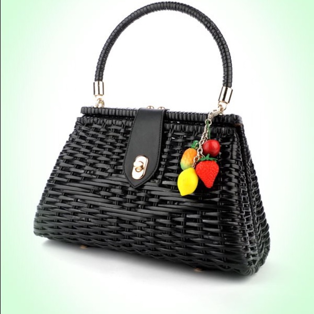 Pinup Couture Wicker Handbag in Black