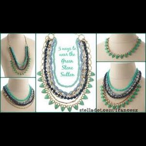 Stella & Dot Green Sutton Necklace