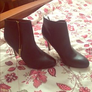 Black new booties