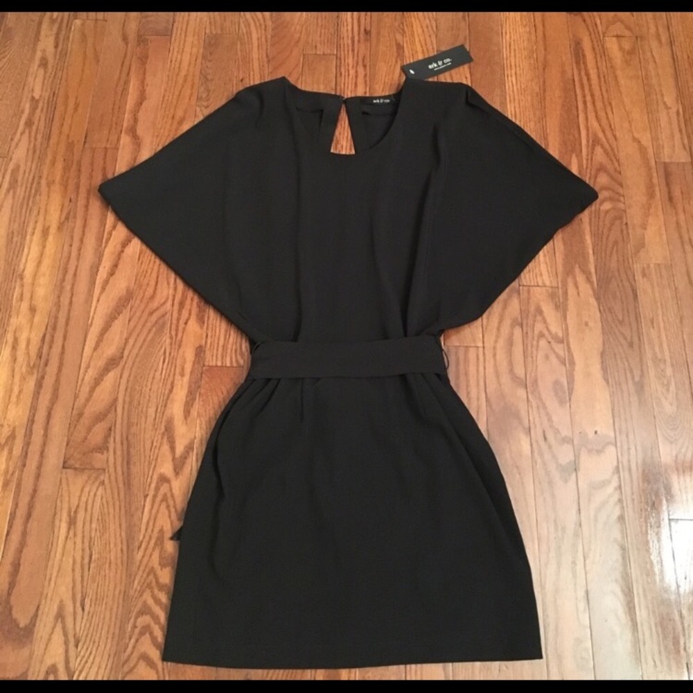 Arc & Co Dress - Backless Classy Black Dress