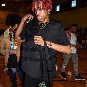 Meet your Posher, Erick