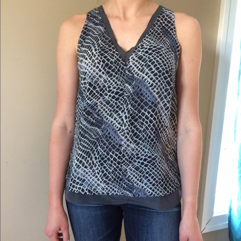 Sleeveless blouse