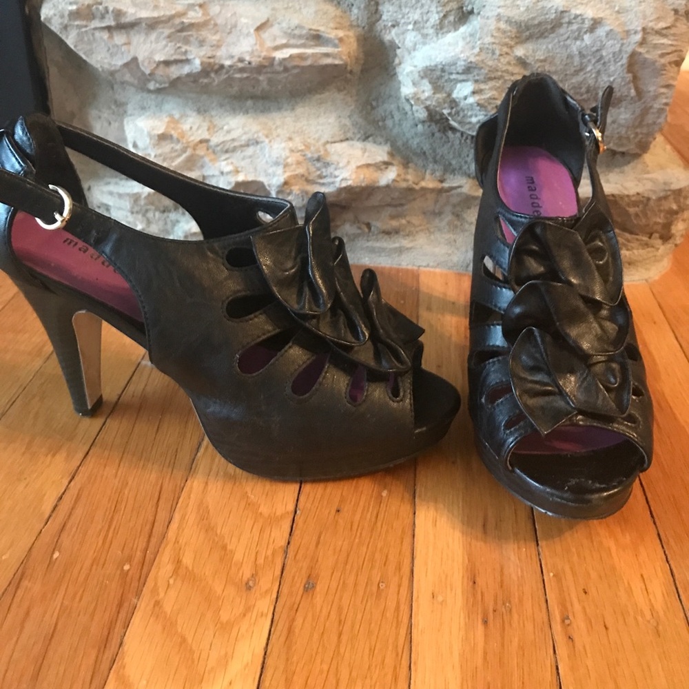 Great open toe ankle boot.