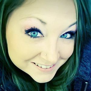 Meet your Posher, Ashly