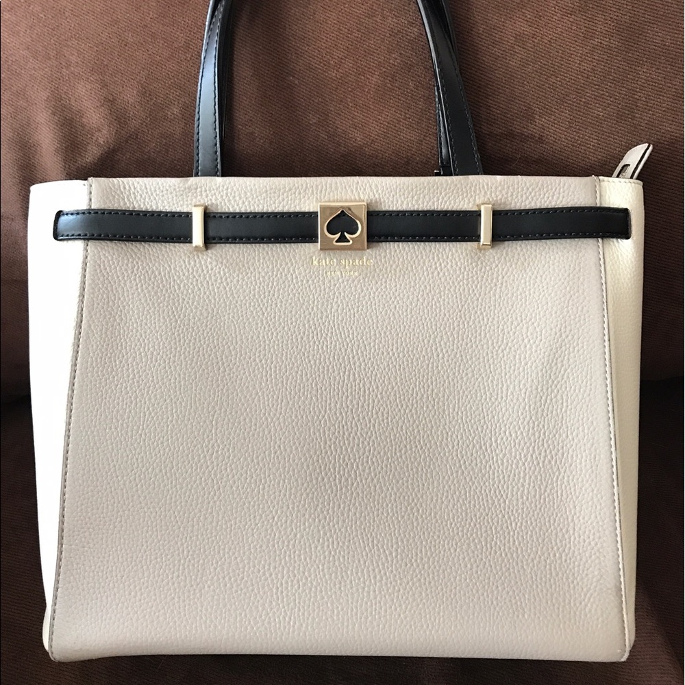 💋💋SOLD💋💋
