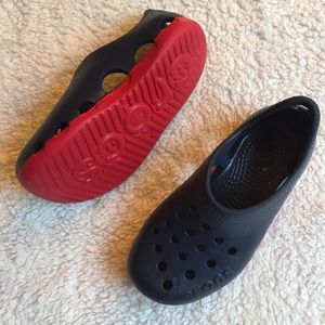 Crocs toddler shoes sandals