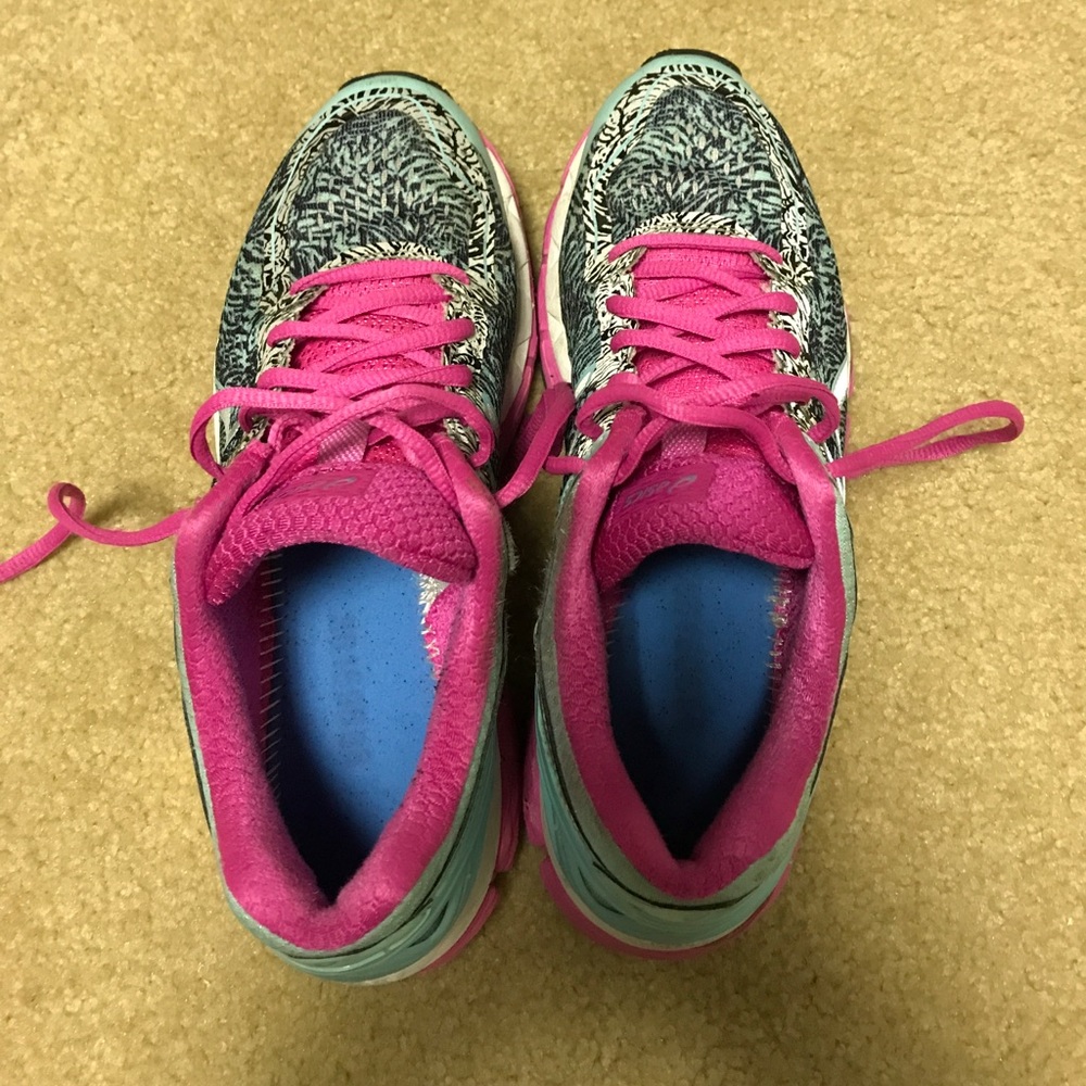 Asics gel kayano 22!