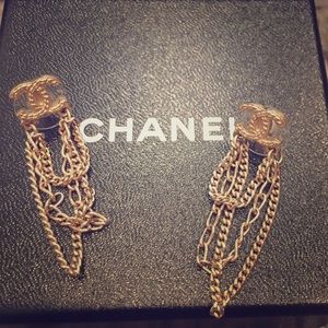100% authentic CHANEL EARRINGS