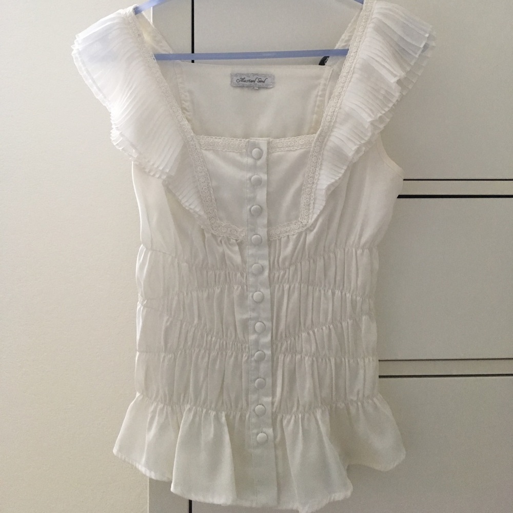 Beautiful peasant like top