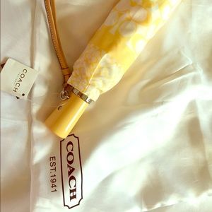 NWT Coach yellow umbrella