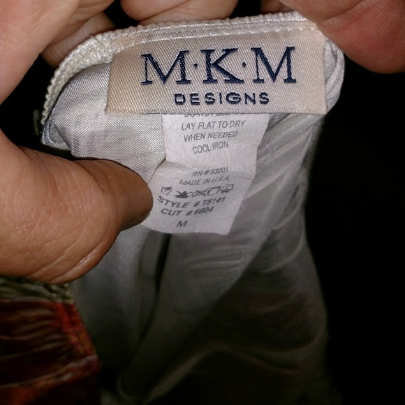 MKM Designs Size Medium gorgeous medium oriental - Picture 2 of 2