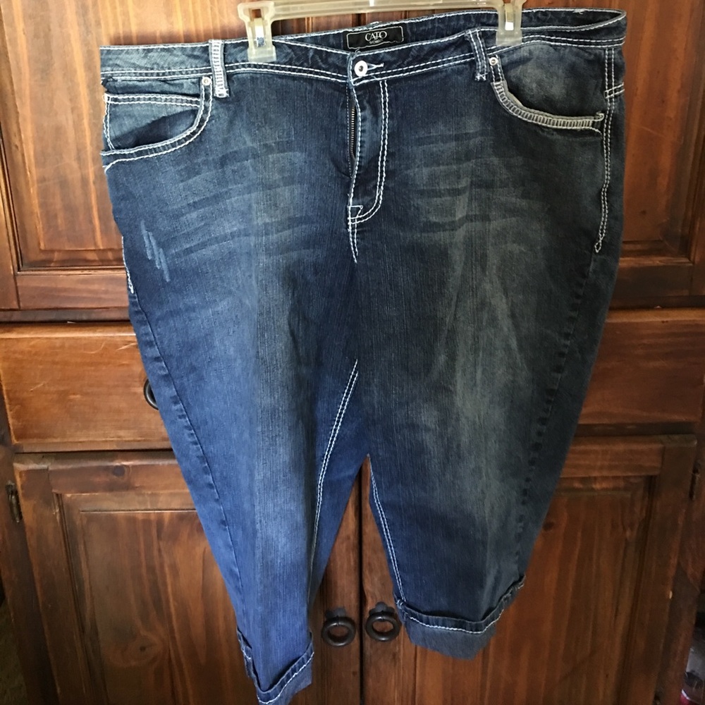 Alone washed blue jean capris