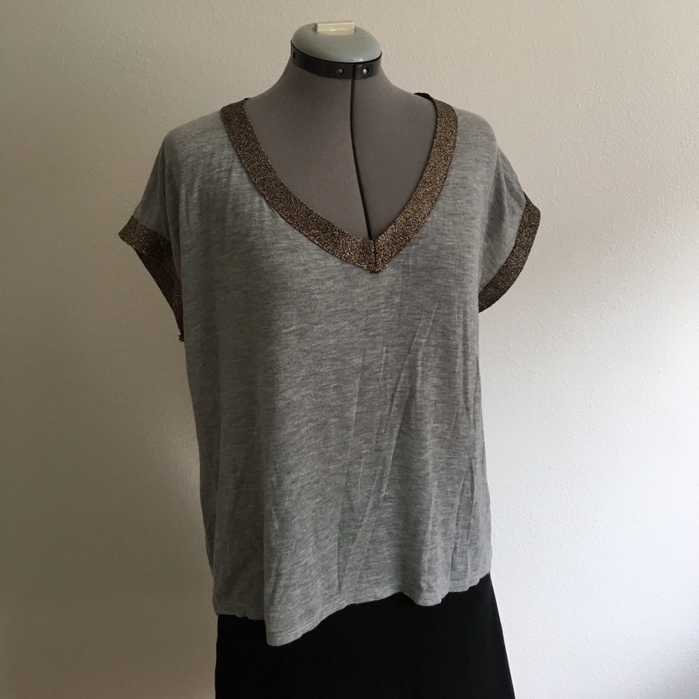 Sleeveless Grey Knit Top