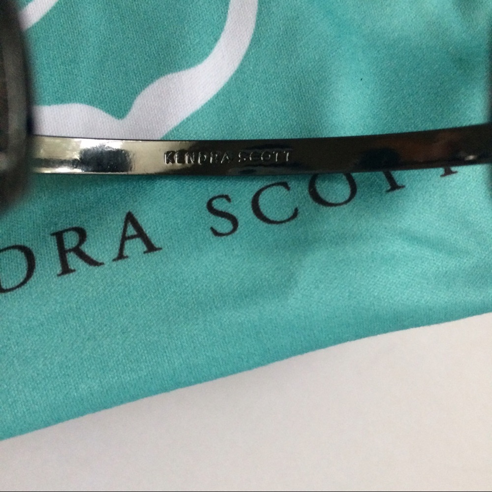 NWT Kendra Scott Gunmetal and Abalone Elton Cuff - Picture 4 of 5
