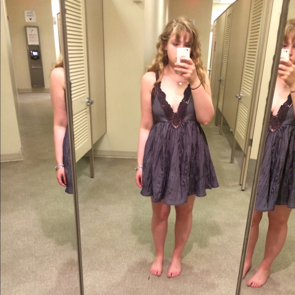 JUST TRIED ON FREE PEOPLE LACE DRESS