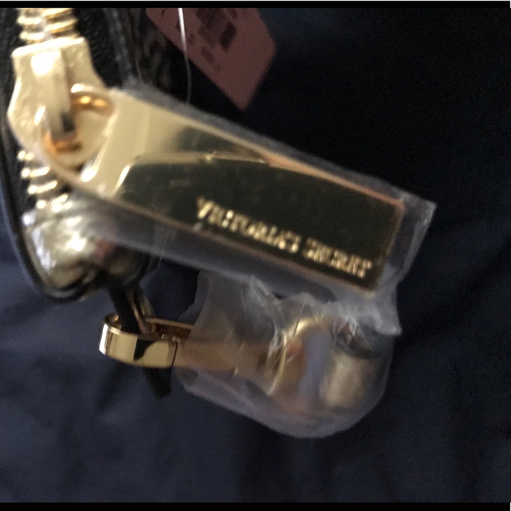 Victoria's Secret bikini/ beauty bag NWT - Picture 7 of 7