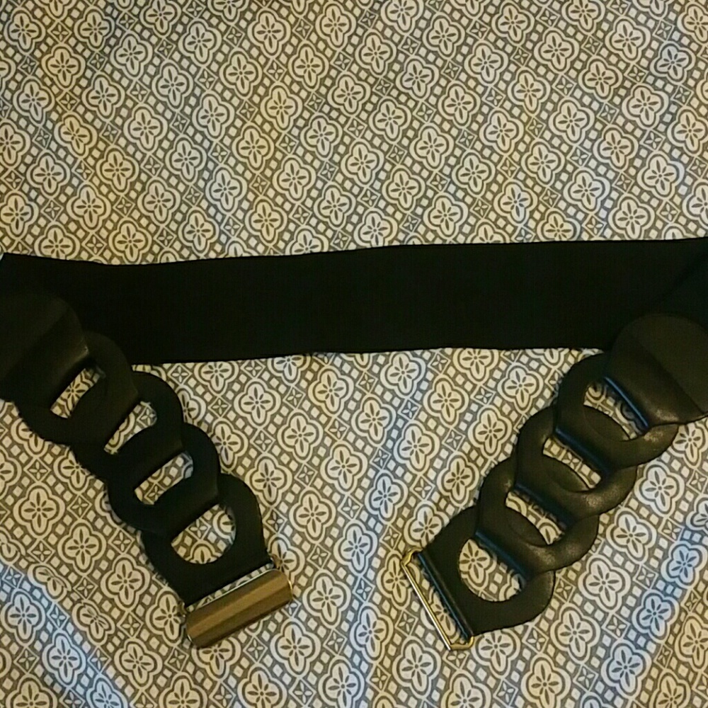 Black plus size stretch belt