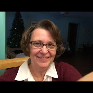 Meet your Posher, Joella