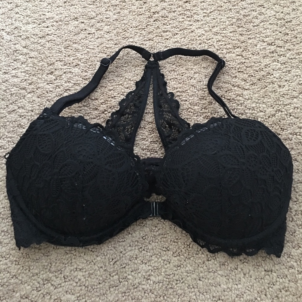 Black razorback bra