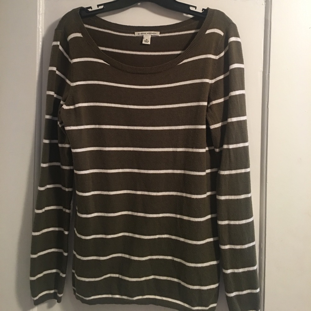 Banana Republic Green and White Striped Sweater