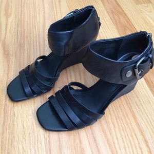 NWOT VIA SPIGA Wedge Sandals