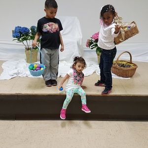 Meet your Posher, Yvette