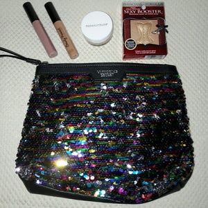 Victorias Secret Pouch + Makeup Goodies!