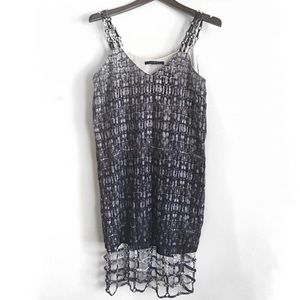 Sleeveless printed dress