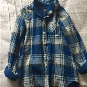 Plaid blue long sleeve button up shirt