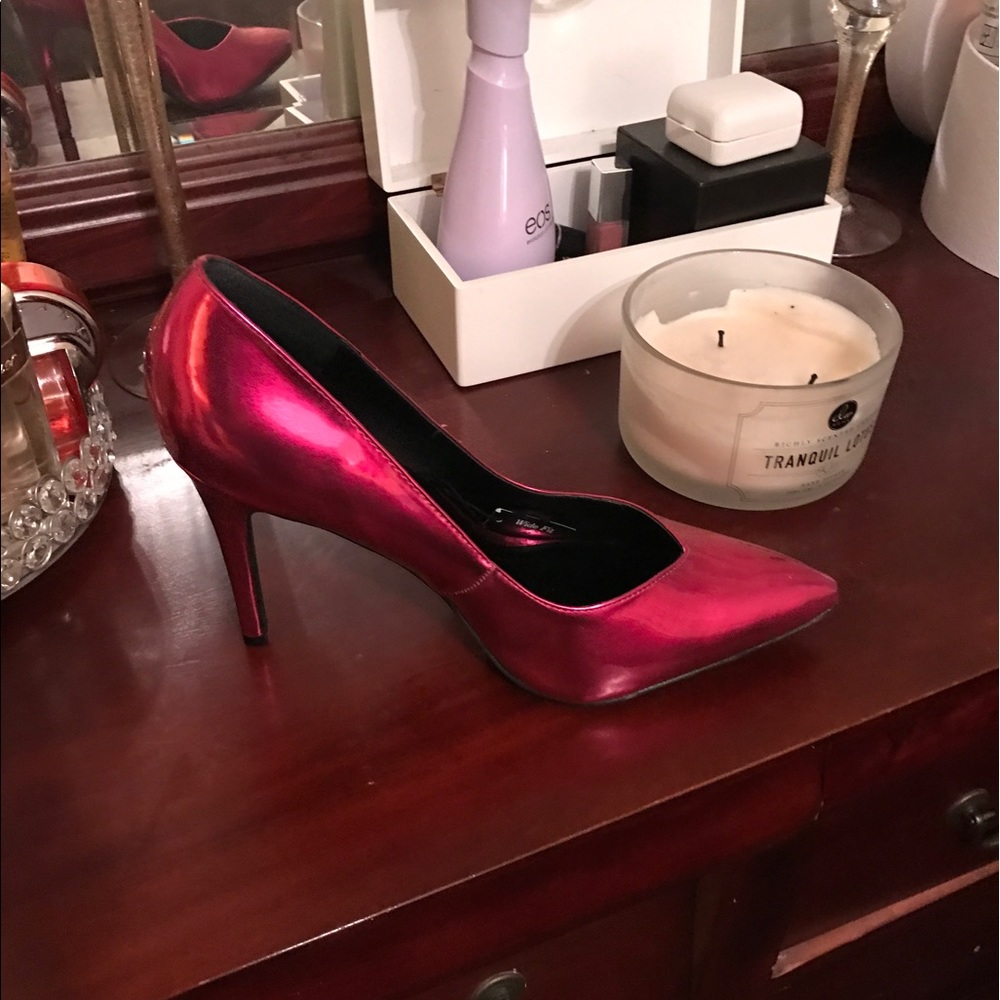 New!  Asos Metallic Pink Heel (No Returns)
