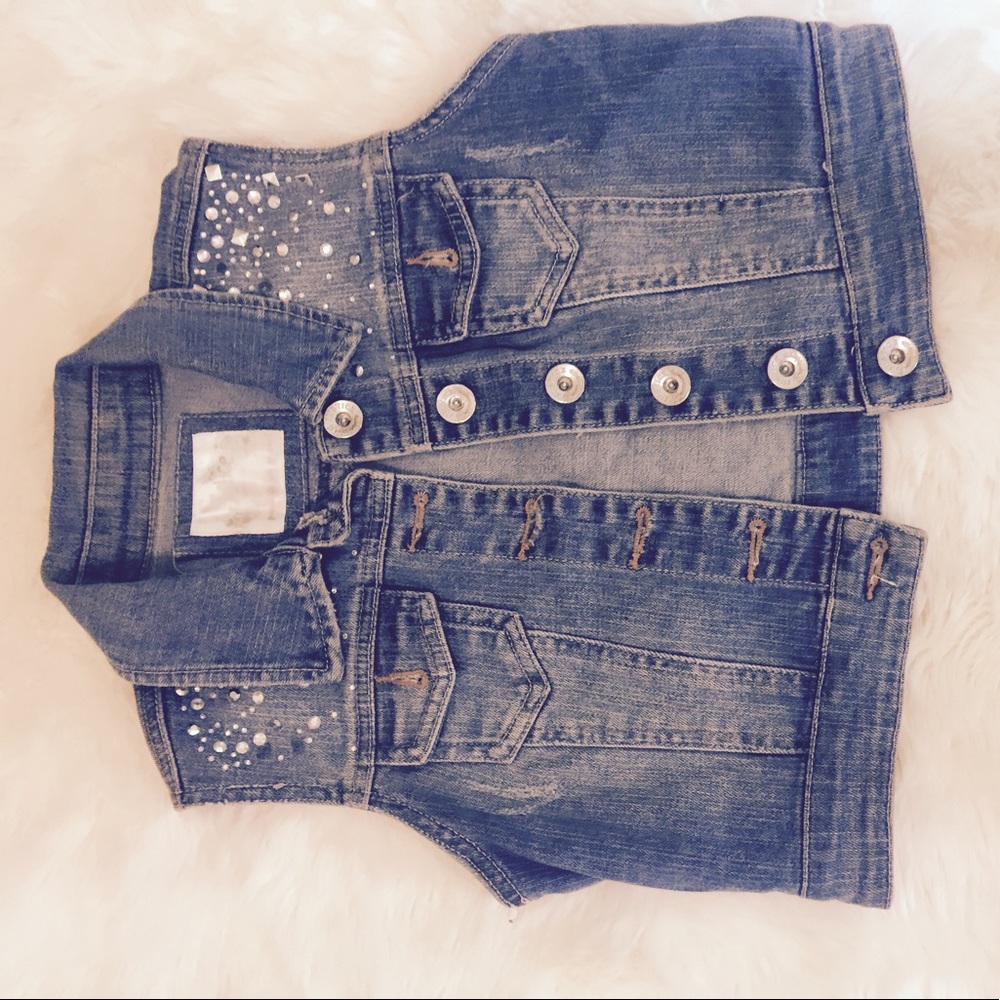 Sleeveless Cropped Denim Jean Jacket