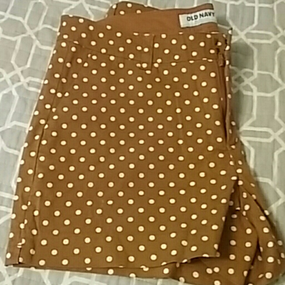 Old Navy gold polka dot shorts