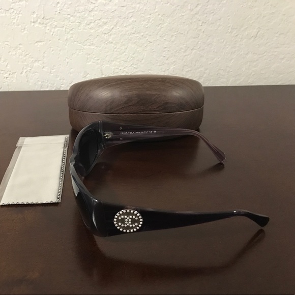 CHANEL women sunglasses 100 UV PROTECTION!!!
