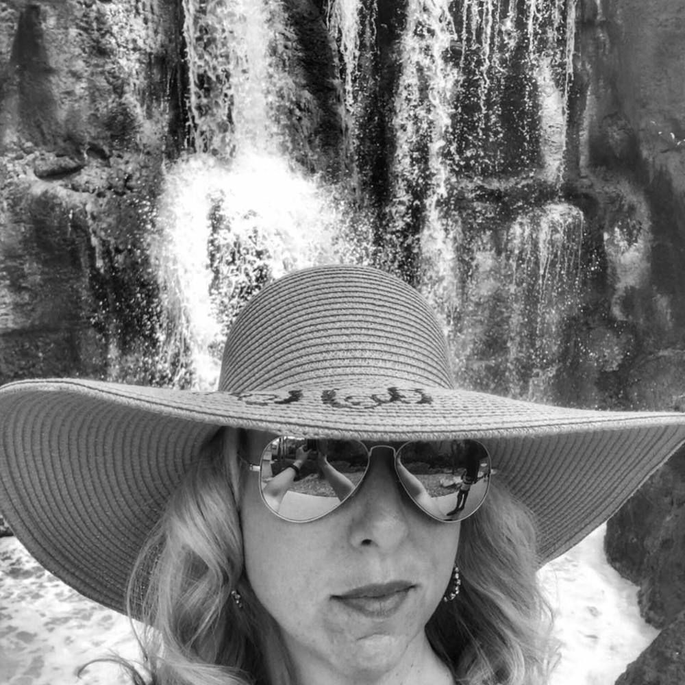 Meet your Posher, Allison