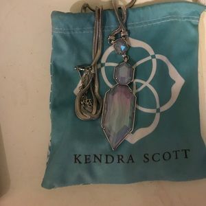 Large pendant Kendra Scott Necklass