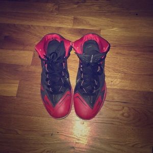 Nike Hyperquickness Red and Black