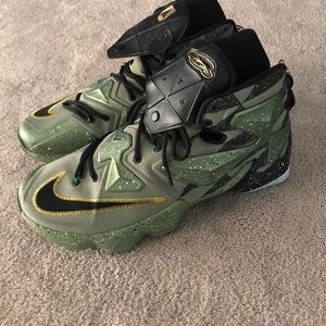 lebron military shoe