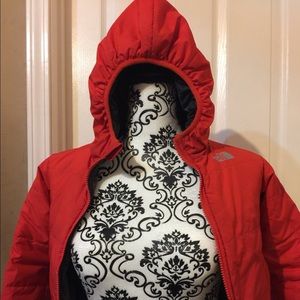 The North Face boys reversible puffy coat