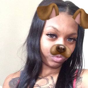 Meet your Posher, Lola