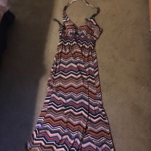 Size 16 gorgeous maxi dress.