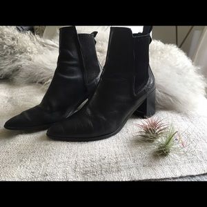 Zara Chelsea Black Leather Boots (8 1/2 - 9)