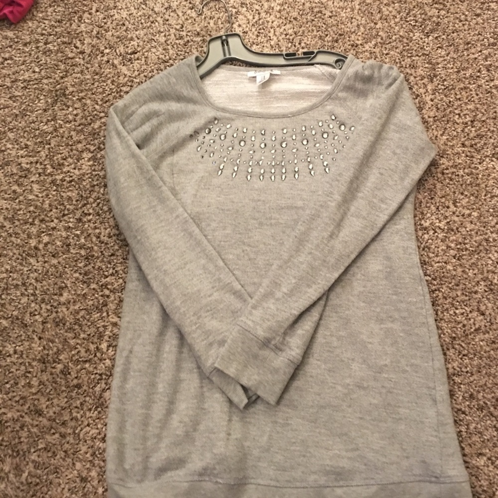 Maternity dressy sweatshirt