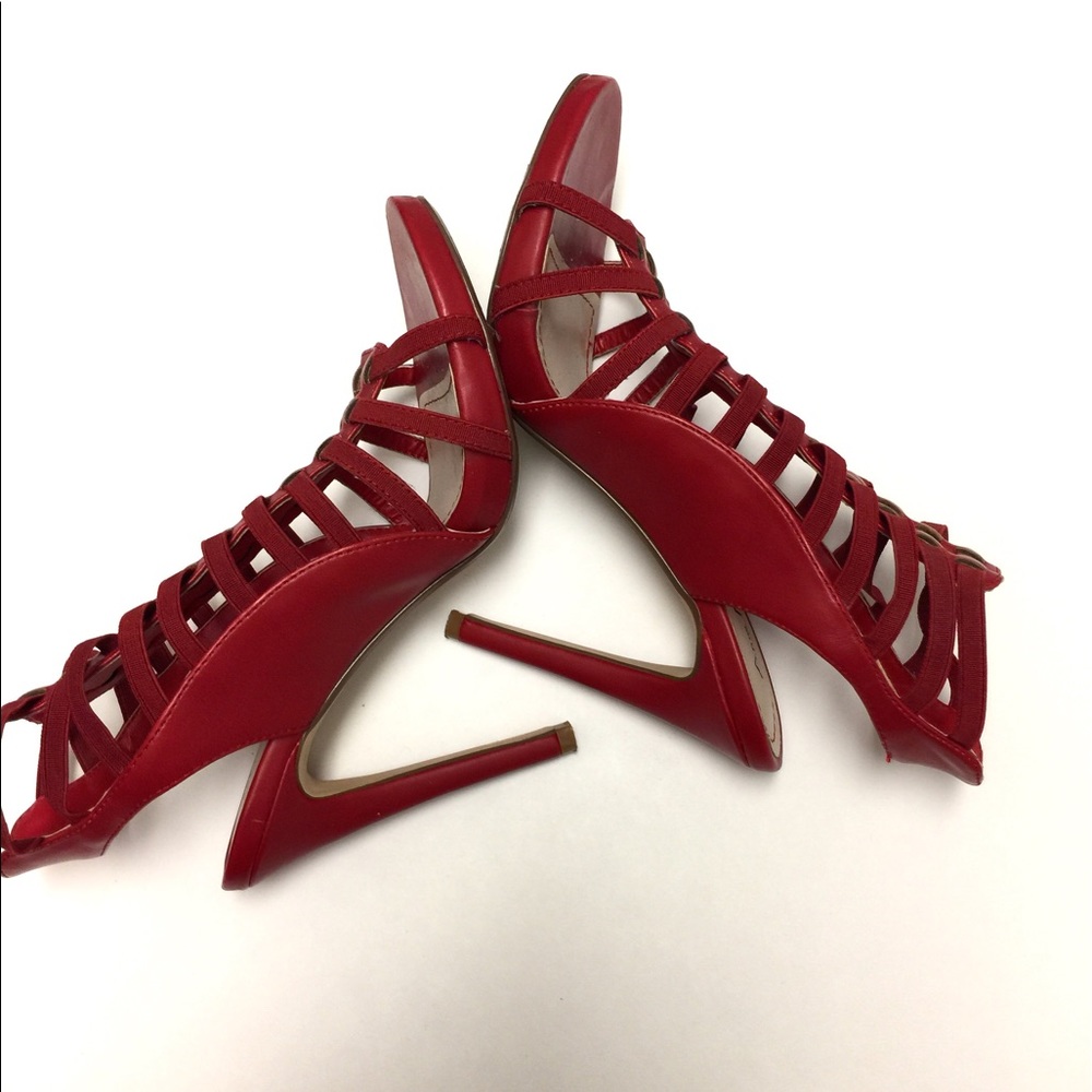 Red Slingback Heels ❤ - Picture 4 of 4