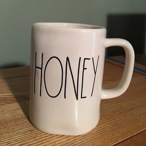 Rae Dunn Listing for Brandi