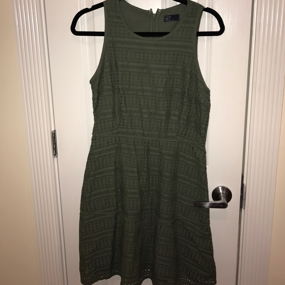 GAP fit&flare crochet dress SIZE 8 army green