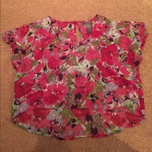 LAST CALL Floral Cropped High Low Top