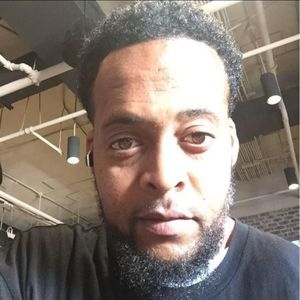 Meet your Posher, Dontae